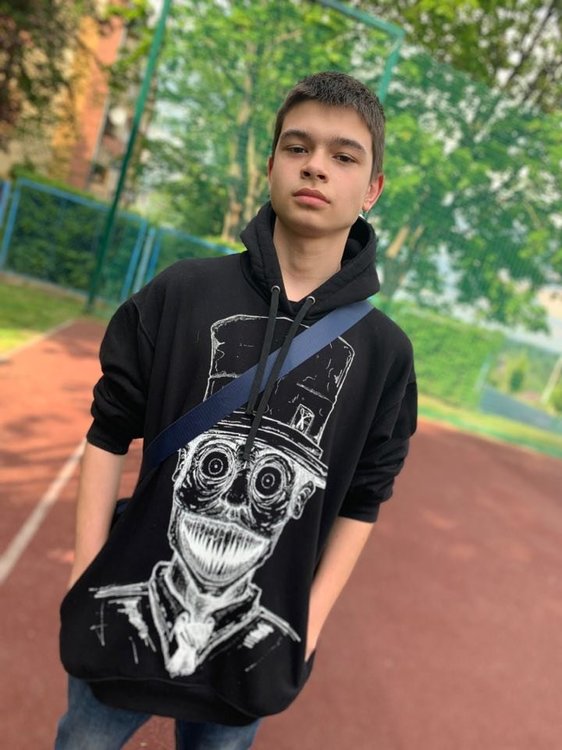 Damian.jpg